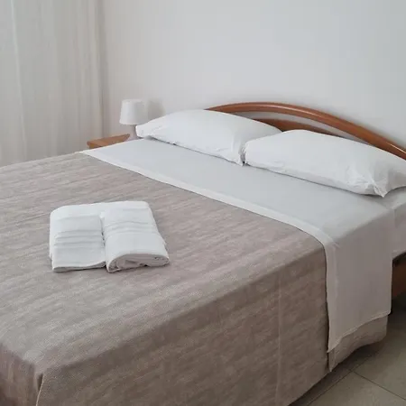 A Casa Di Vittorio - Tra Mare E Colline Apartment